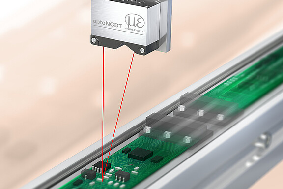 带有智能曝光控制的 optoCDT 5500